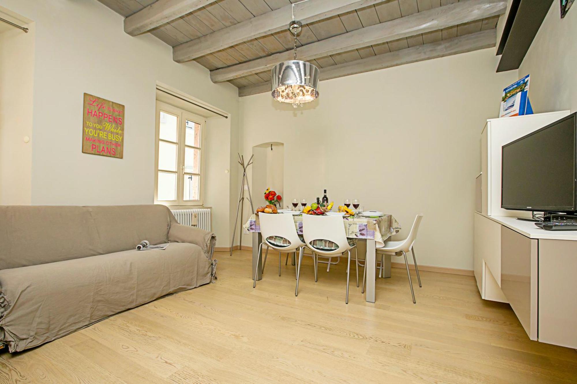 Residenza Il Cavaliere Del Lago - Happy Rentals Riva del Garda Ngoại thất bức ảnh