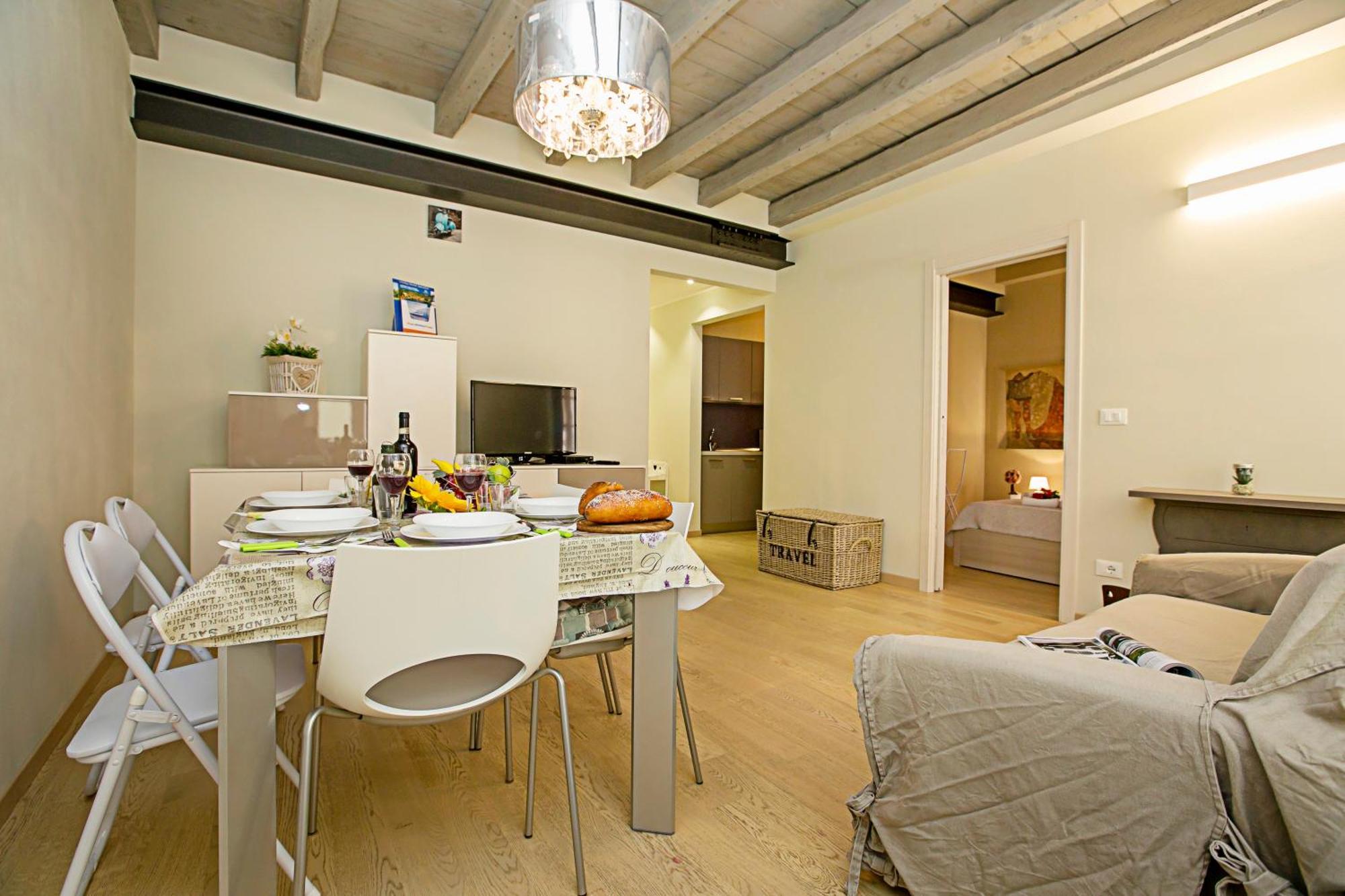 Residenza Il Cavaliere Del Lago - Happy Rentals Riva del Garda Ngoại thất bức ảnh